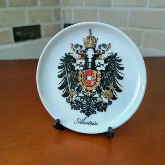 BOOK AND PORCELAIN SMALL PLATE OF VIENNA AUSTRIA - Picture 8 of 8